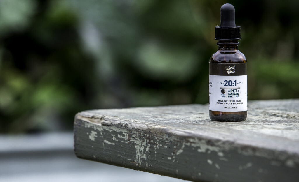 5 CBD Tinctures That You Can Add To Cocktails